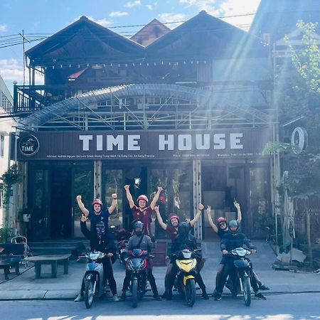Time House - Tours & Motorbikes Rental Ha Giang Esterno foto